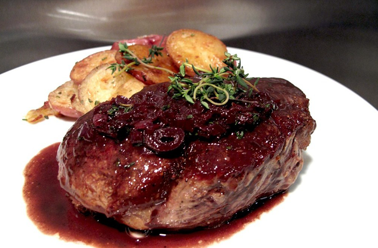 Bife ao Vinho Branco