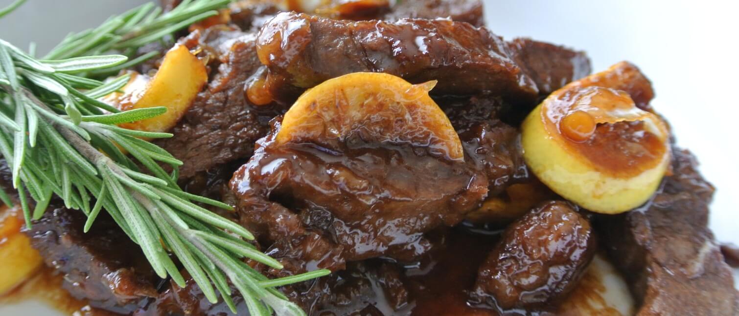 Carne de Panela ao Molho de Cerveja Preta